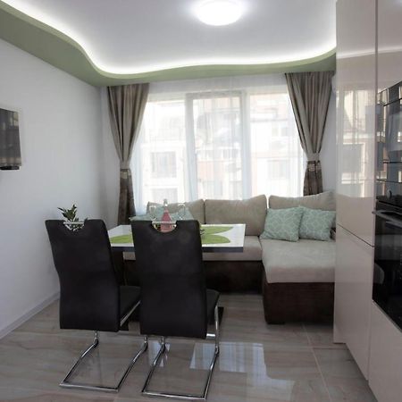 Апартамент За Гости Ивви-2 Apartment Burgas Ngoại thất bức ảnh