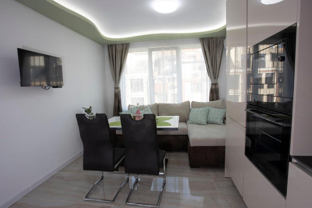 Апартамент За Гости Ивви-2 Apartment Burgas Ngoại thất bức ảnh